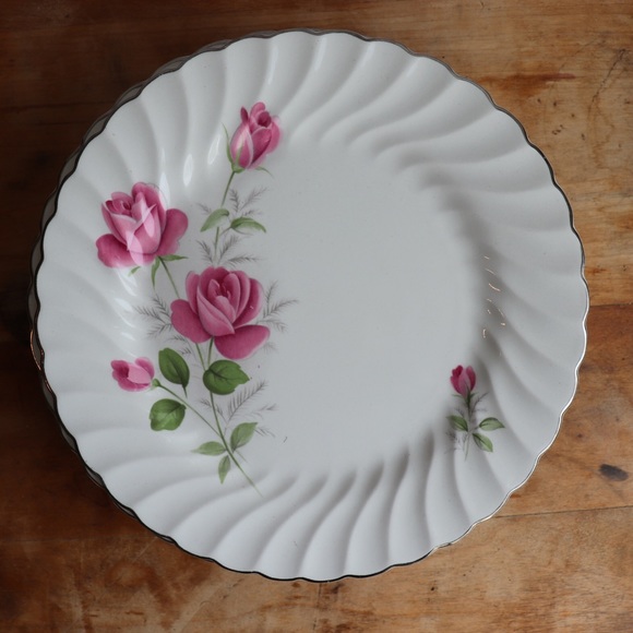 Vintage Set of 6 Small Snowhite Regency Plates English China by Johnson … - Picture 3 of 8